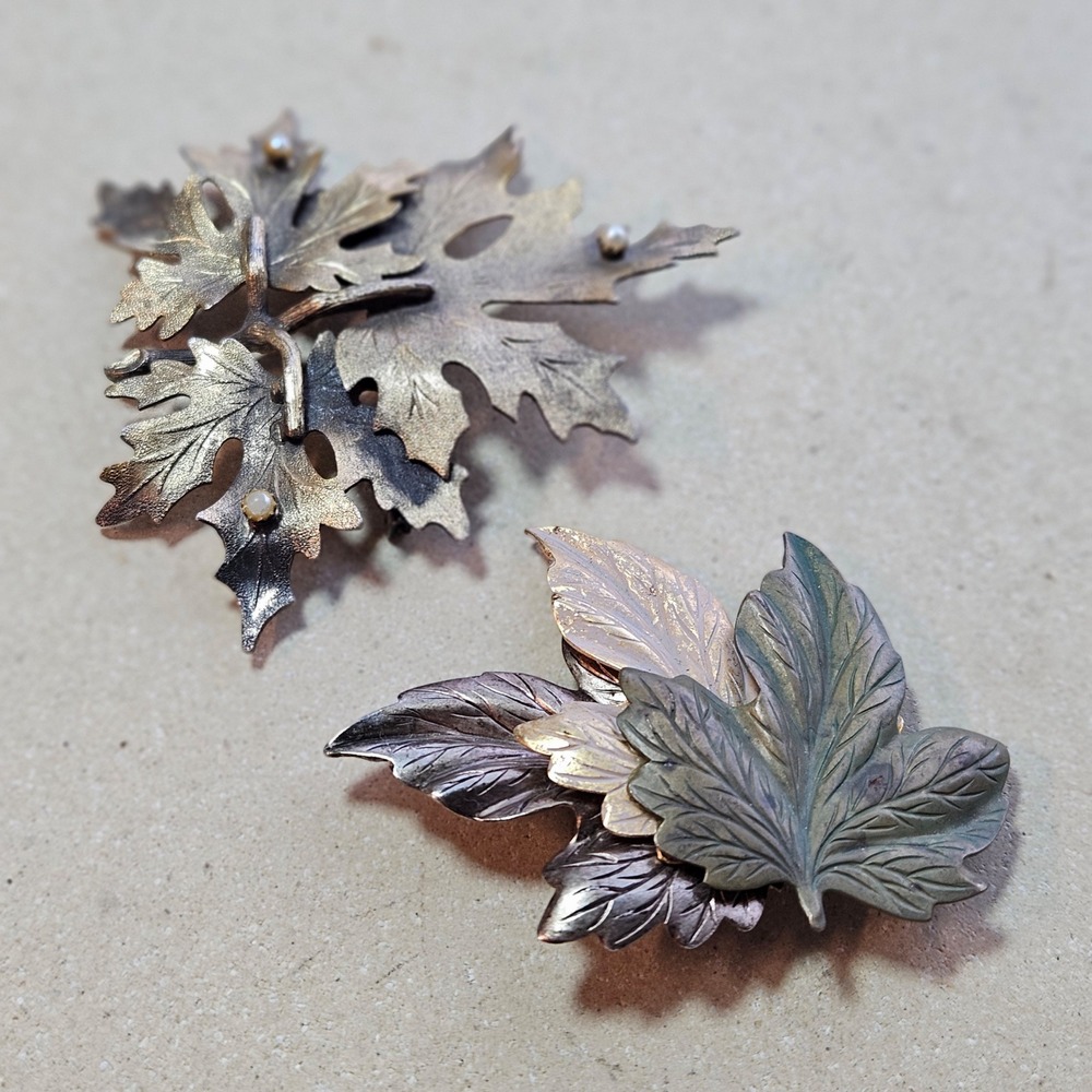 Vtg 80s 90s Leaf Brooch Set Tricolor Metal Maple Leaves Faux Pearl Gold Silver